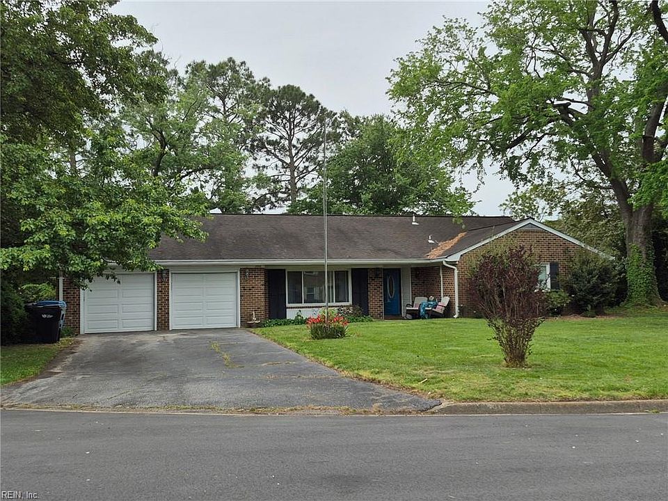 1st image of 3709 Broadmoor Ct