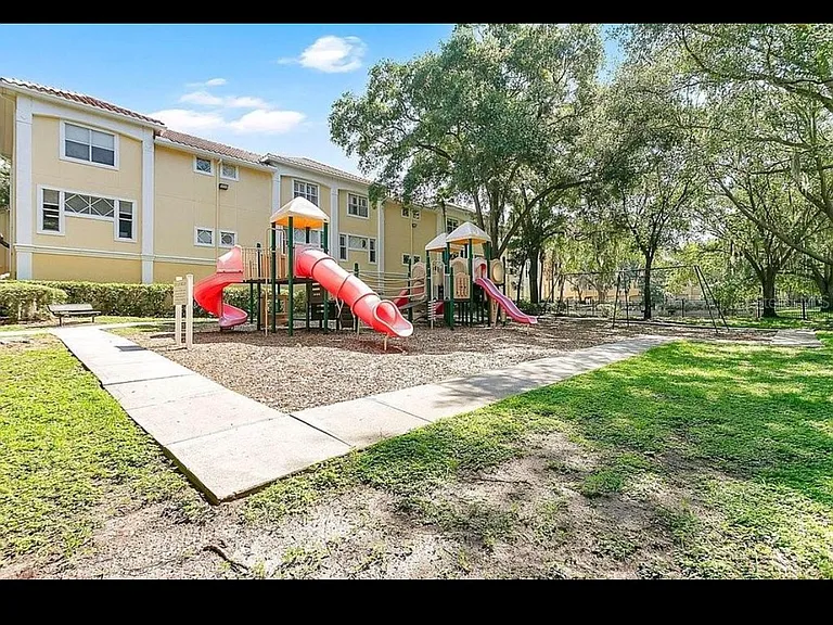 1521 Legacy Club Dr #1521 — Photo 20