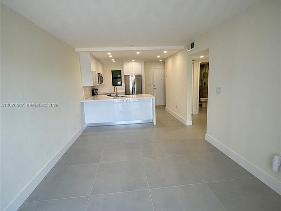 3rd image of 1530 SW 2nd St APT 405