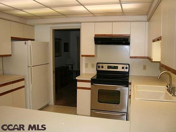 4th image of 1518 Woodledge Cir
