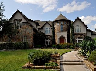 18 Farrell Ridge Dr, Sugar Land, TX 77479