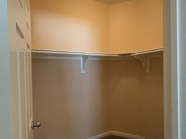4915 E Russell Rd #145 — Photo 8