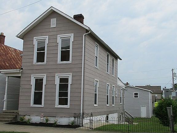 3 BR, 1 BA, 2 car with loft.