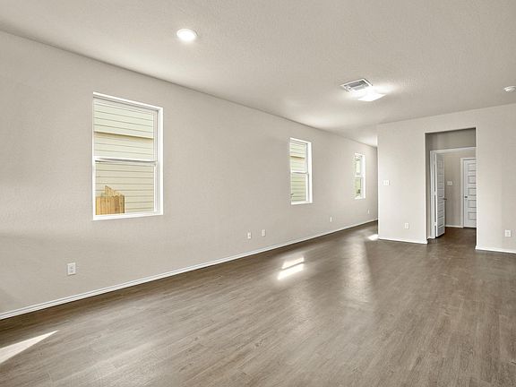 4th image of 5018 Sandstone Way