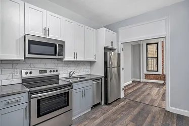 Rented by Imperial Property Advisers