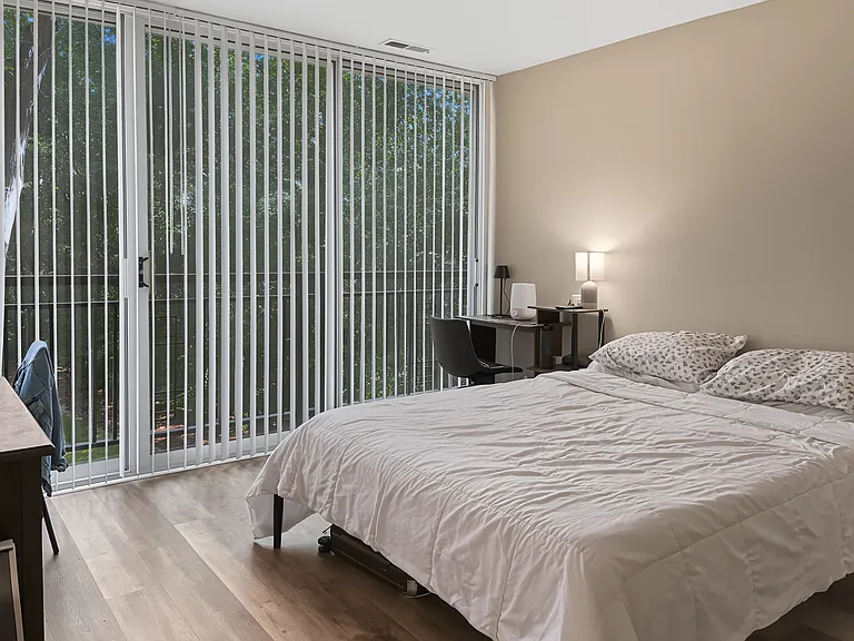 1833 Four Lakes Ave #2M — Photo 7