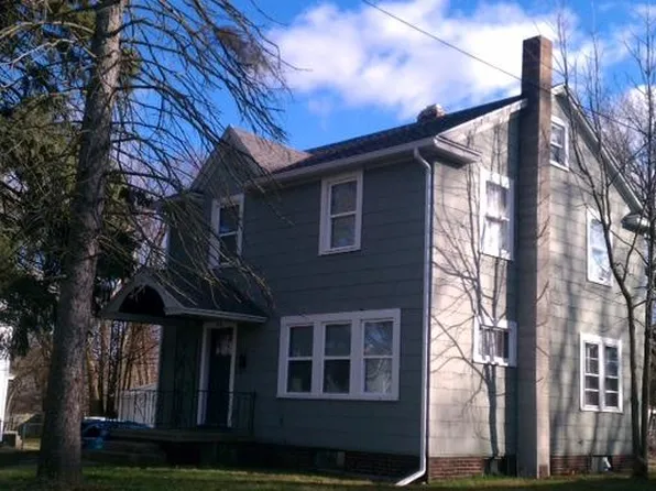 710 Corby Blvd, South Bend, IN 46617