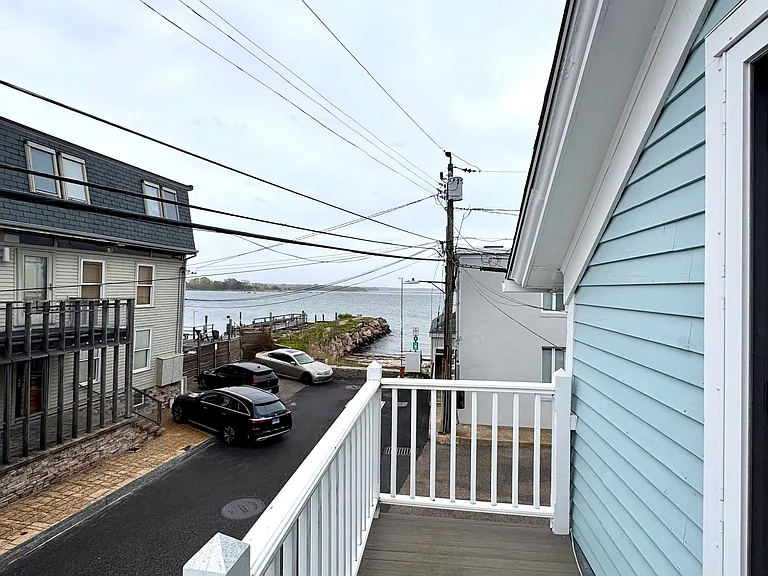 21 Diving St — Photo 21