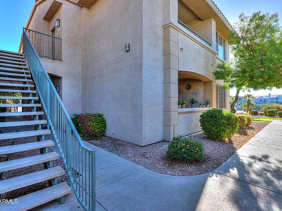 3rd image of 16013 S DESERT FOOTHILLS Parkway #2081