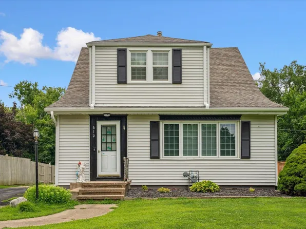 612 13th Ave N, Clinton, IA 52732