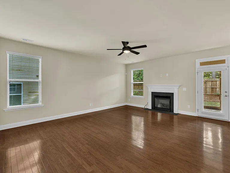 320 Trout Valley Rd — Photo 14
