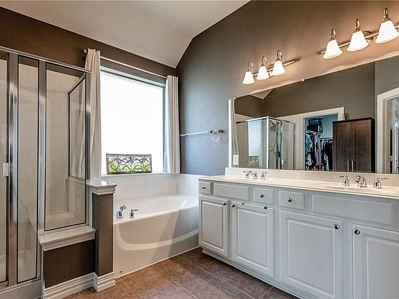 4th image of 12749 Campolina Way