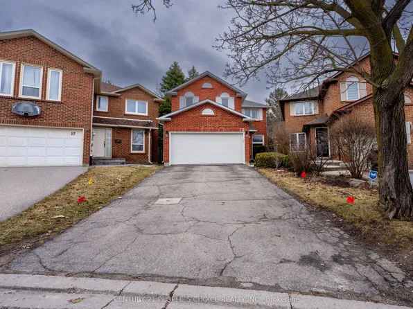 15 Kilbarry Ct, Richmond Hill, ON L4C 6M8