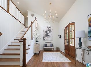 2216 Gay Way, Vestavia, AL 35216