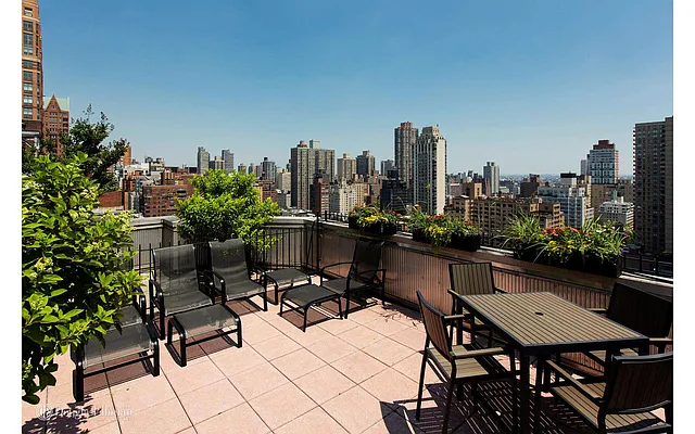 Sold by Douglas Elliman | media 7