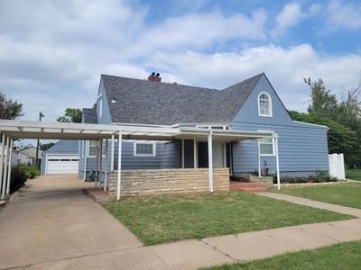 451 E 3rd St, Russell, KS, 67665