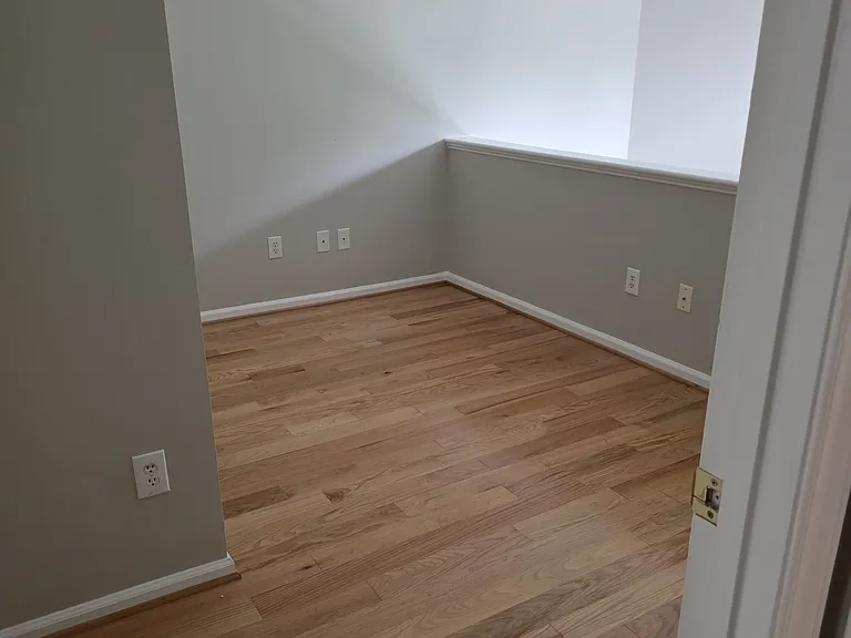 7504 Riverside Ct — Photo 26