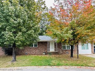 1906 Magnolia Dr, Fort Smith, AR 72908