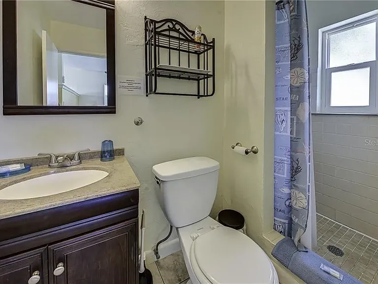 69 W Bay St #101 — Photo 5