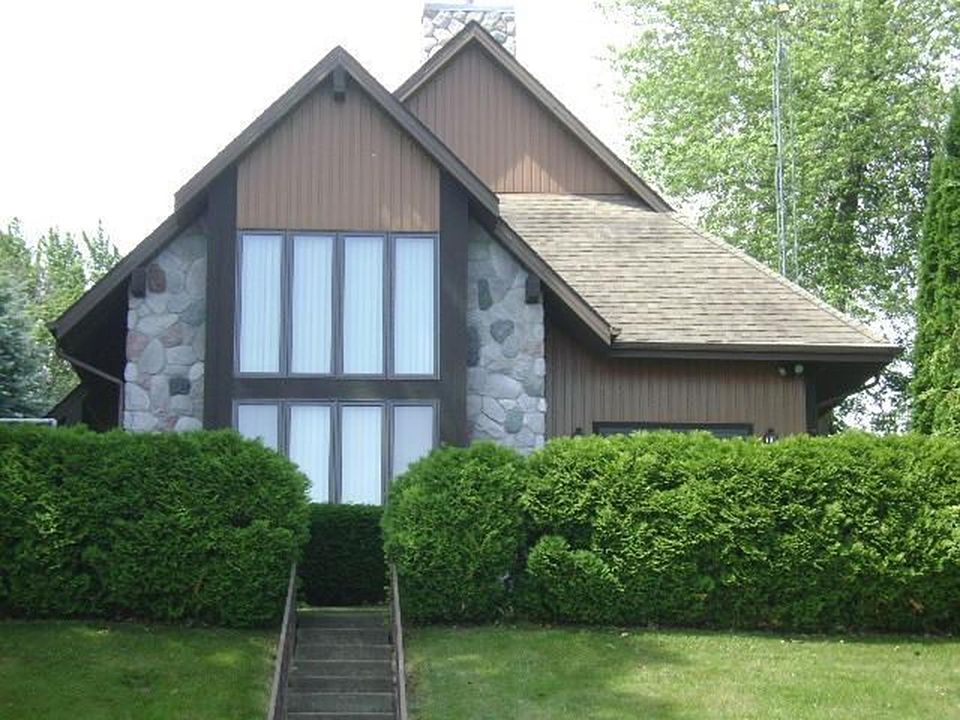 1st image of 2401 Lakeshore Dr
