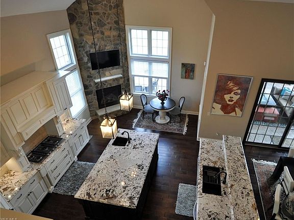 2nd image of 1839 Bur Oak Dr
