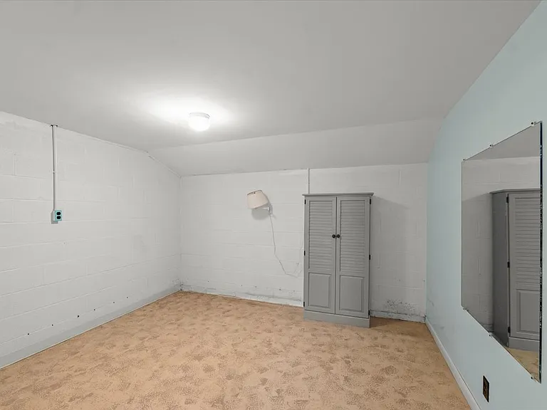 Basement Flex Room 2