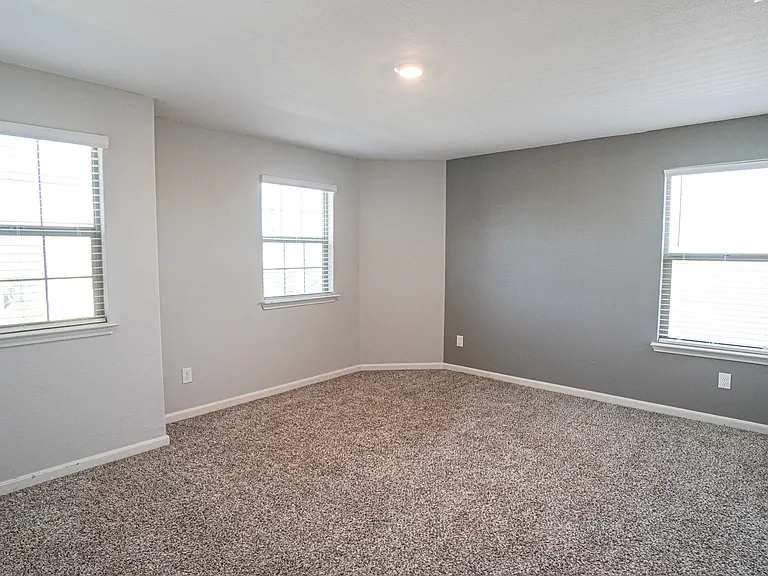 3012 Villegas Way — Photo 24