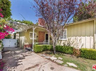 20963 Costanso St, Woodland Hills, CA 91364