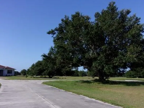 1200 Golf Ct, Sebring, FL 33876