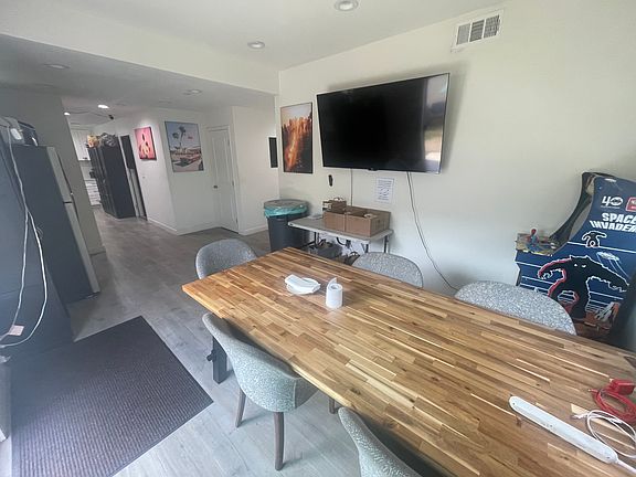 2nd image of 866 N Edgemont St #1/2-9