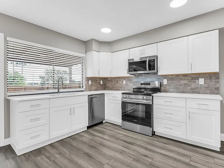 5264 Pruitt Dr — Photo 12