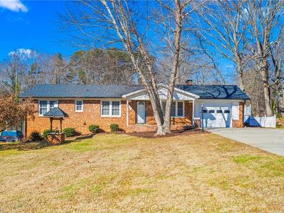 1149 Evergreen Dr, Winston Salem, NC, 27107