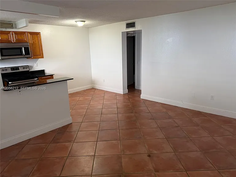 1801 S Treasure Dr #510 — Photo 8