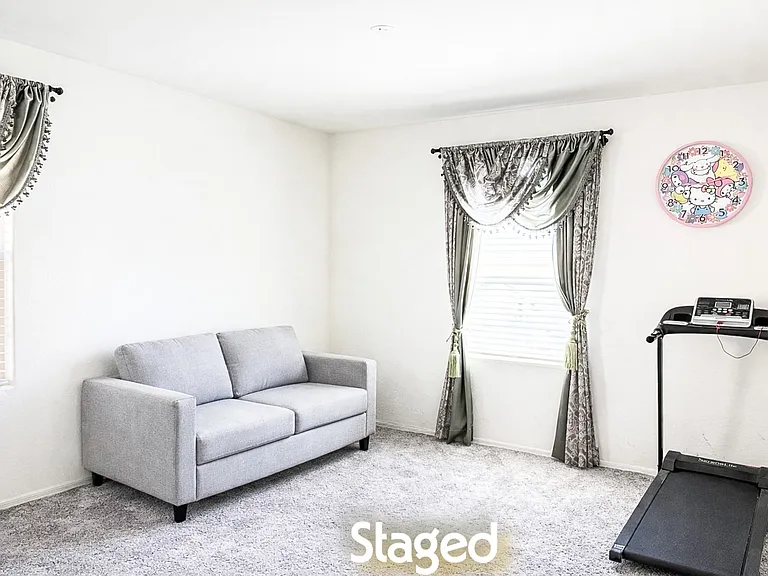1829 W Spur Dr — Photo 30