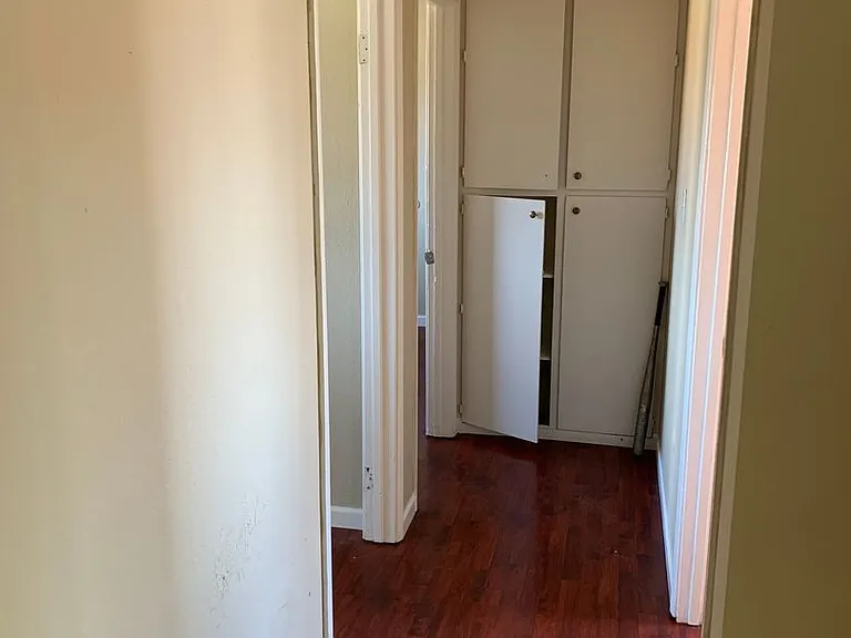 742 Ponce De Leon Ave — Photo 15