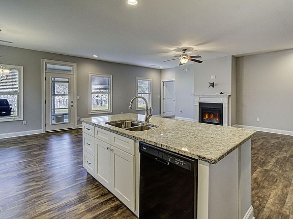 5th image of 2203 Frewin Ct
