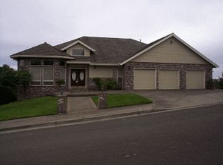 12096 SW Aspen Ridge Dr, Tigard, OR 97224