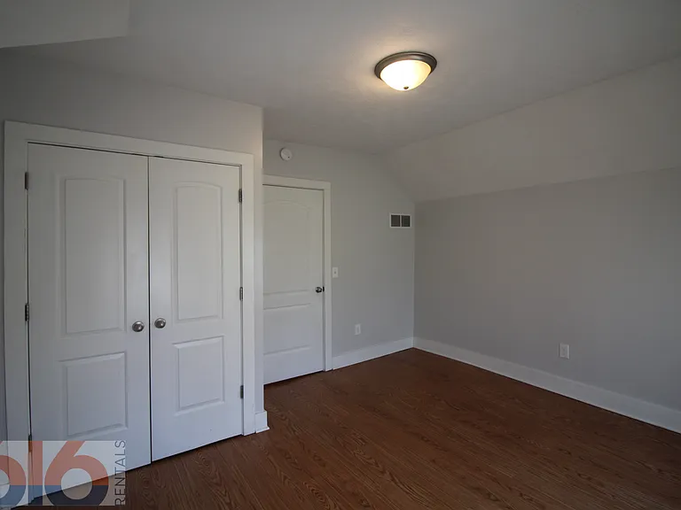 858 Dayton St SW — Photo 21