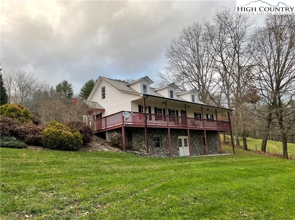 1217 Lower Nettle Knob Road, West Jefferson, NC 28694