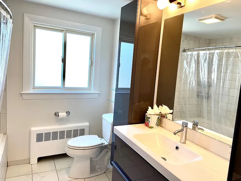 640 Lagrange St #2 — Photo 9