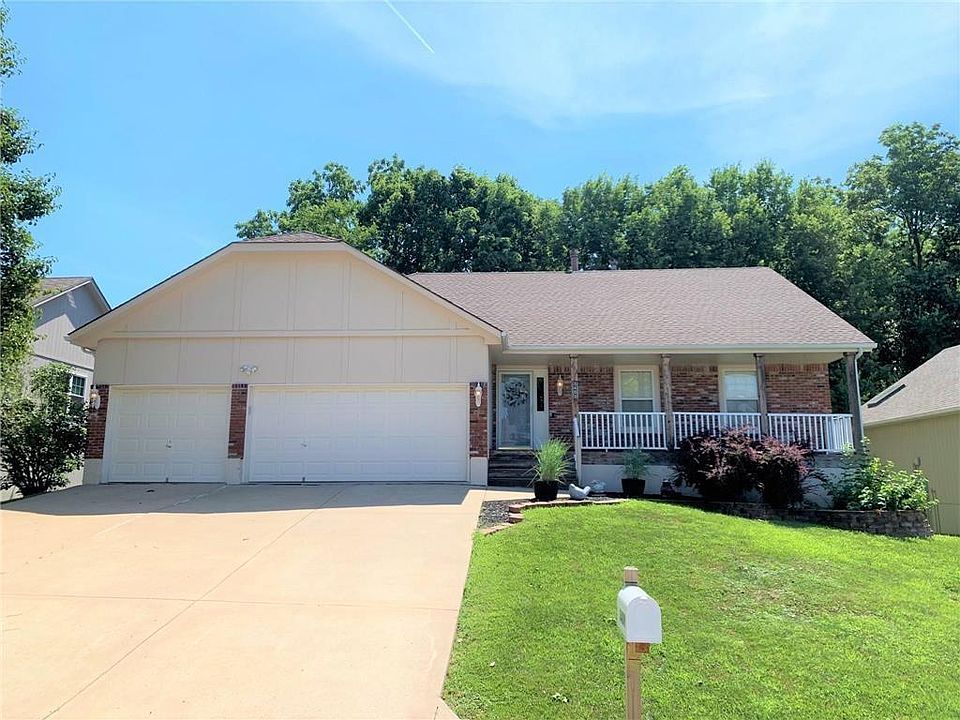 1st image of 3409 S Arrowhead Ct