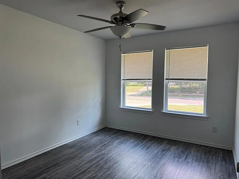 800 Sycamore St #101 — Photo 5