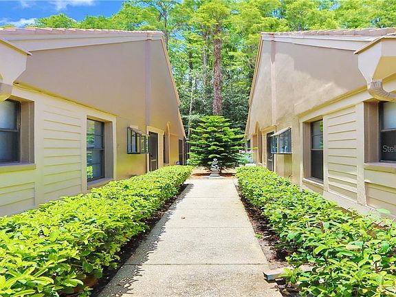 5th image of 2904 Windmoor Dr S