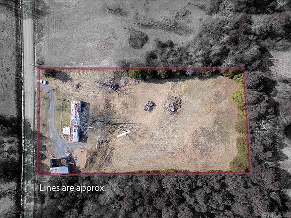 3rd image of 4185 Banner Mountain Rd