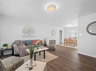 117 Lynnhaven Dr, Hampton, VA 23666