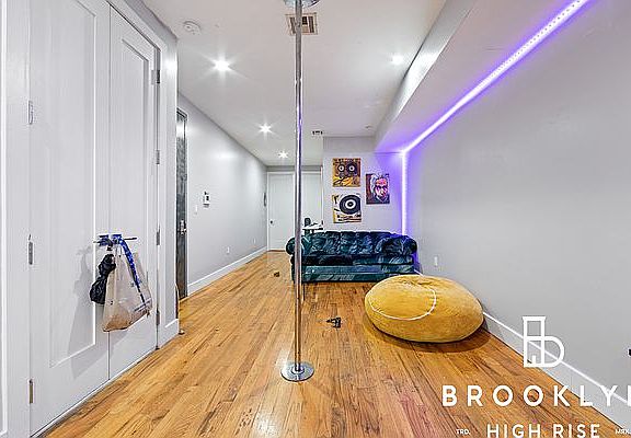 4th image of 1851 Eastern Pkwy #2B