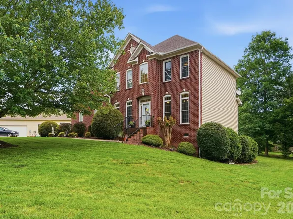 7848 Sedgebrook Dr E, Stanley, NC 28164