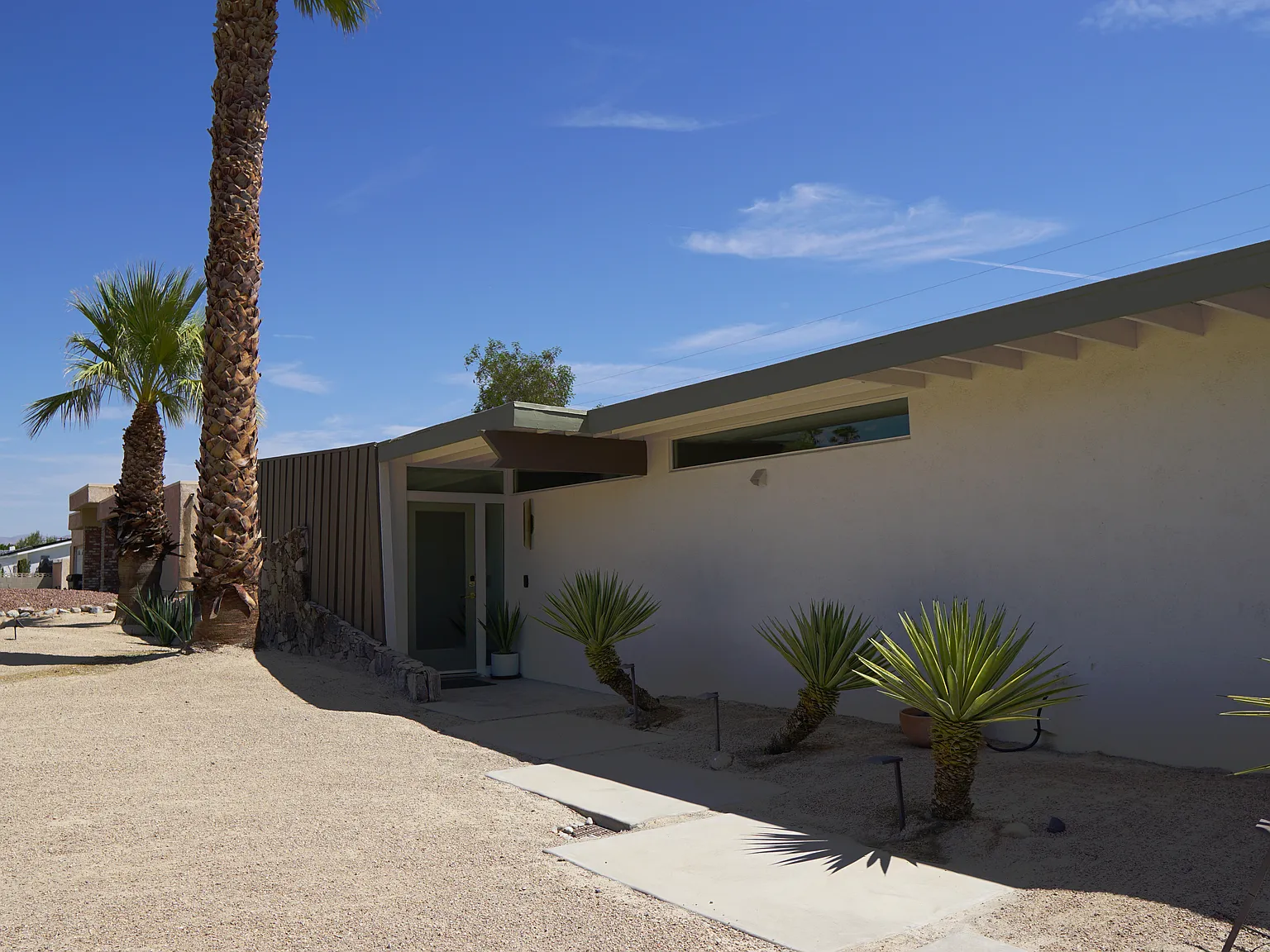 3 bed, 1521 sqft, $4,095 — Photo 4