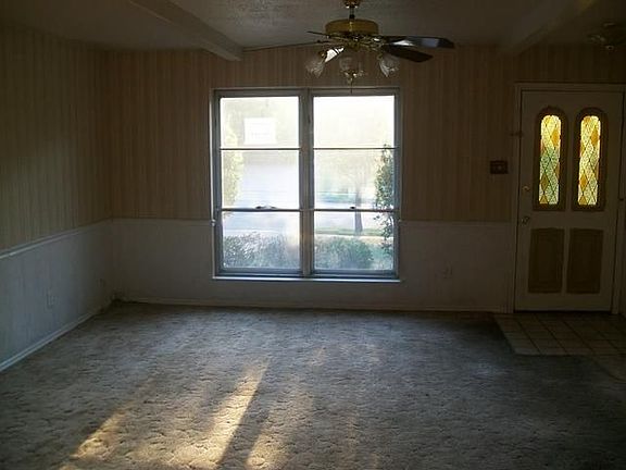 2nd image of 2209 Willow Oak Dr