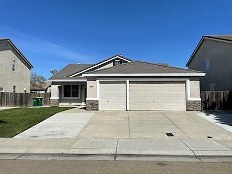 1st image of 3351 Cathedral Cir